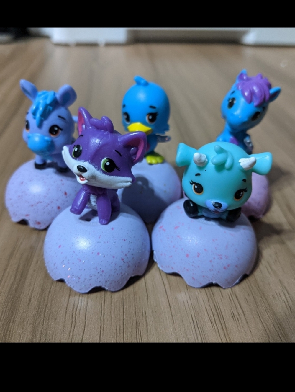Hatchimals Season 2 Bundle One: 5 Mini Figures
